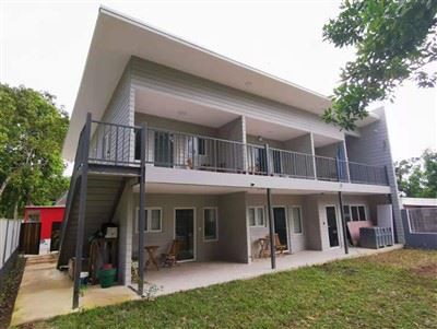 Dom ze stalową ramą